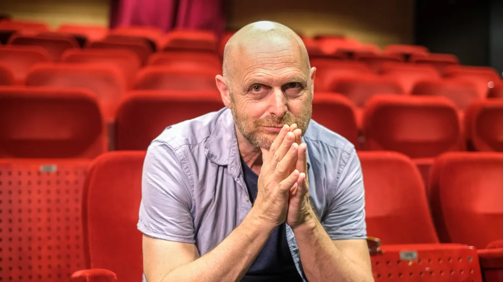 Den israeliske författaren och regissören Hagai Levi är först med att göra en rak nyversion av Ingmar Bergmans verk. Hans tolkning av "Scener ur ett äktenskap" har tv-premiär senare i år.
