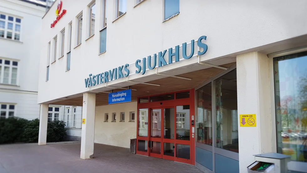 "Våra sjukhus är viktiga, men vi vill också betona att direkta läkarkontakter och utbyggd primärvård med vårdcentraler måste ges mer resurser", tycker PRO:s distriktsstyrelse.