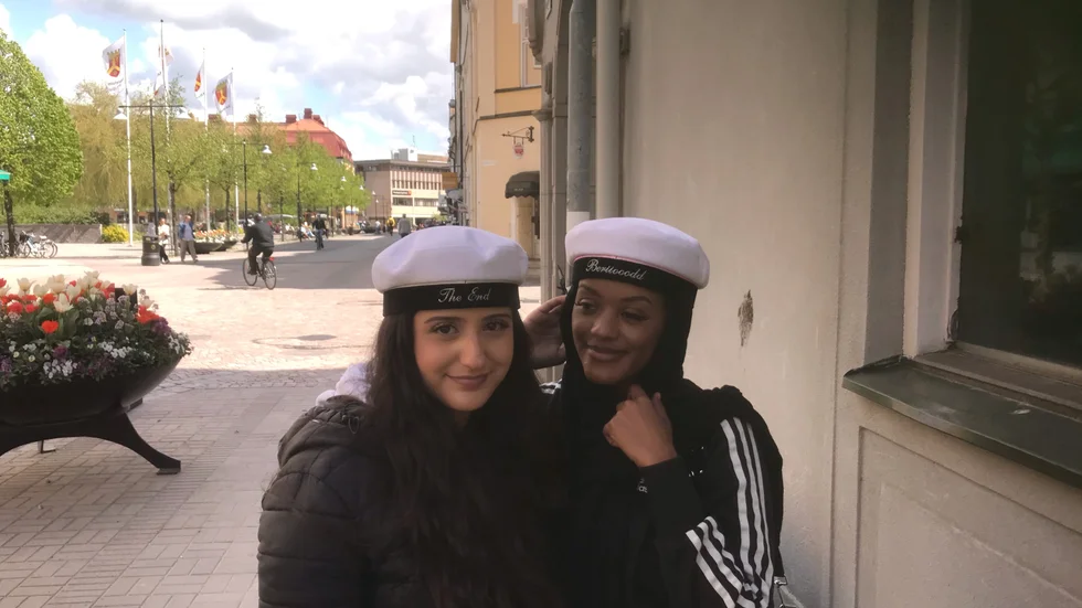 Berivan Kaya och Ifrah Ali har hängt ihop i snart tio år. Efter studenten vill de båda studera kriminologi.