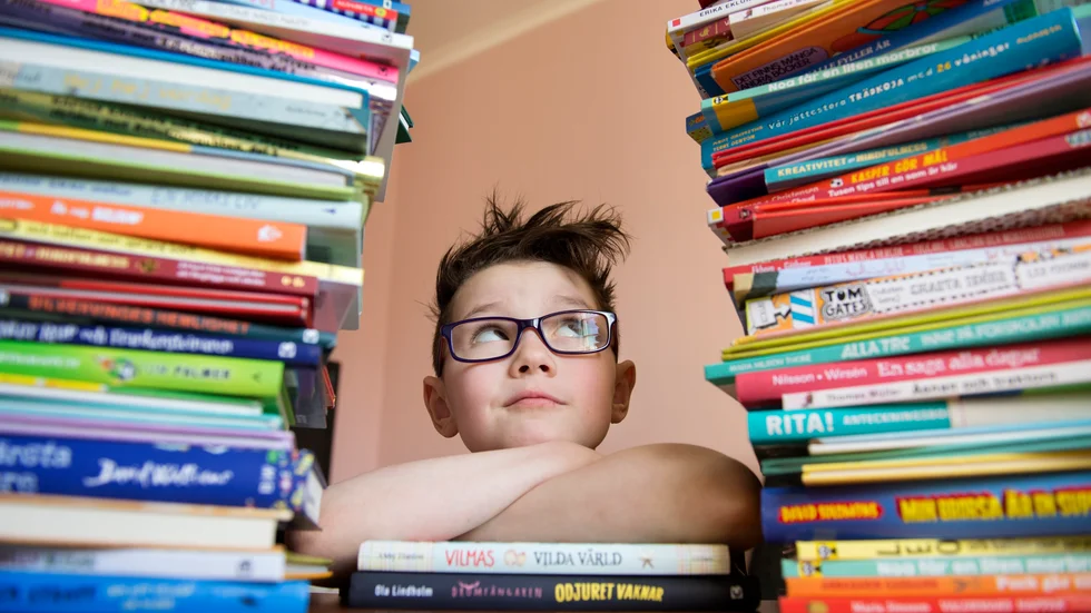"Vimmerby är en Litteraturnod, kanske är det dags att titta på alla skolbarns tillgång till bra, nya, klassiska och hela böcker i hela Vimmerby kommun", skriver tre skolbibliotekarier. 