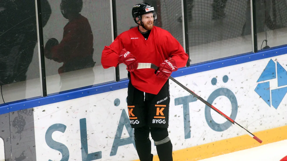 Christopher Fish tog plats framför kassen när Vita Hästen slipade på det numerära överläget.