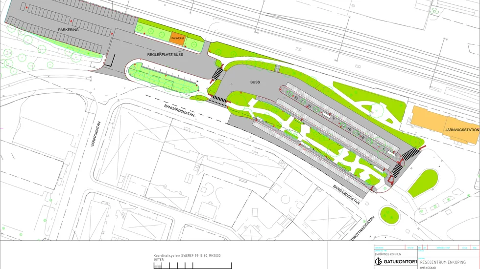 Resecentrum vid järnvägsstationen byggs om för att klara detr nya busslinjenätet som införs i Enköping nästa år. Antalet parkeirngsplatser vid Bangårdsgatan minskas då mer plats behövs för busstrafiken.