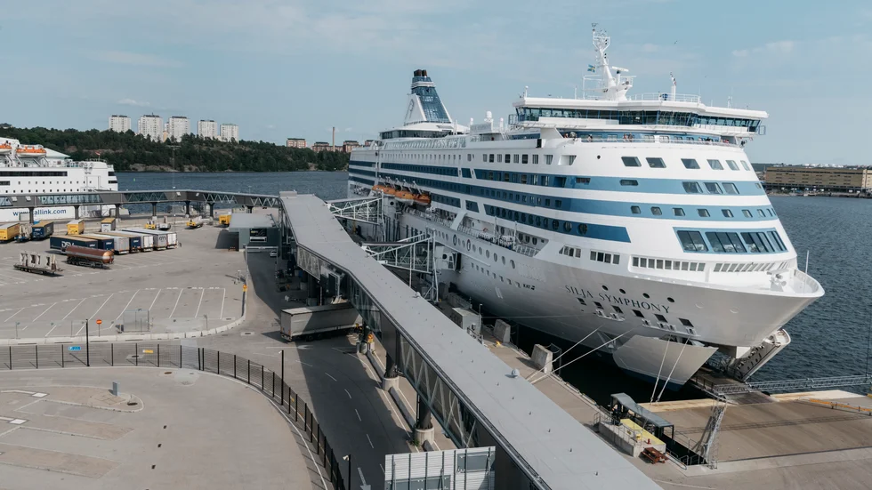 Silja Symphony i Värtahamnen Stockholm. Arkivbild.