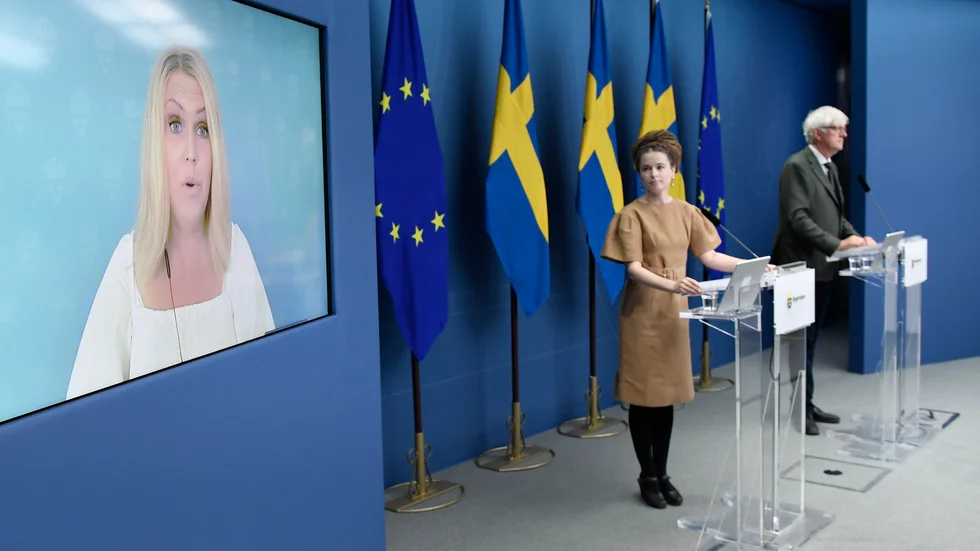 Lena Hallengren (S), Amanda Lind (MP) och FHM:s Johan Carlson höll under tisdagen pressträff om coronarestriktionerna. Bilden är från en tidigare pressträff.