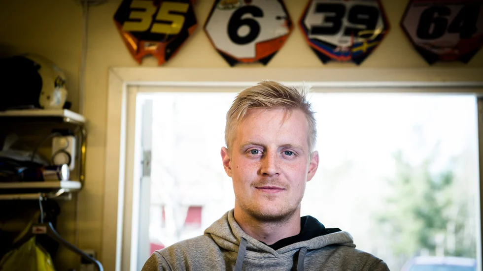 Kim Lindström, som kör i stora MX1-klassen, var sammanlagd femma i Kristianstads SM-deltävling. 