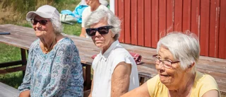 Personal på äldreboende kritiska till smittskyddsregler – "Hindrar oss från att svalka de boende"