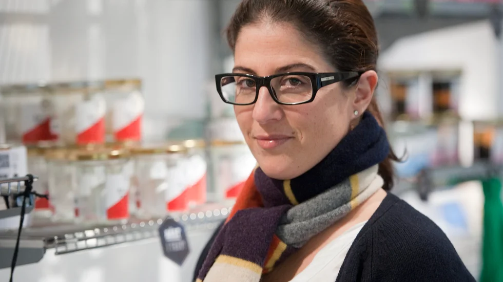 Dilsa Demirbag Sten, från Berättarministeriet, är en av ledamöterna i det nya läsrådet. Arkivbild.