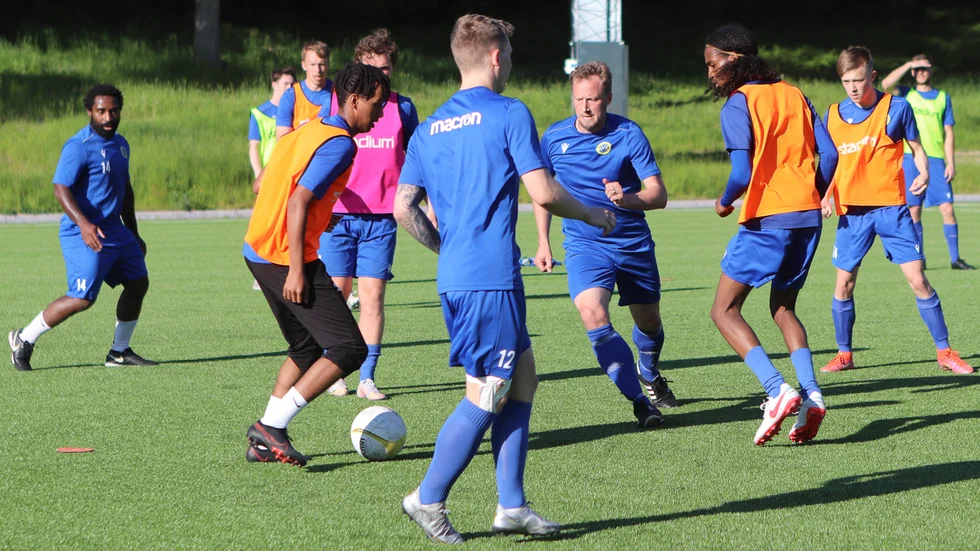 Högt tempo präglade VFC:s näst sista träning inför division 2-premiären borta mot Smedby.