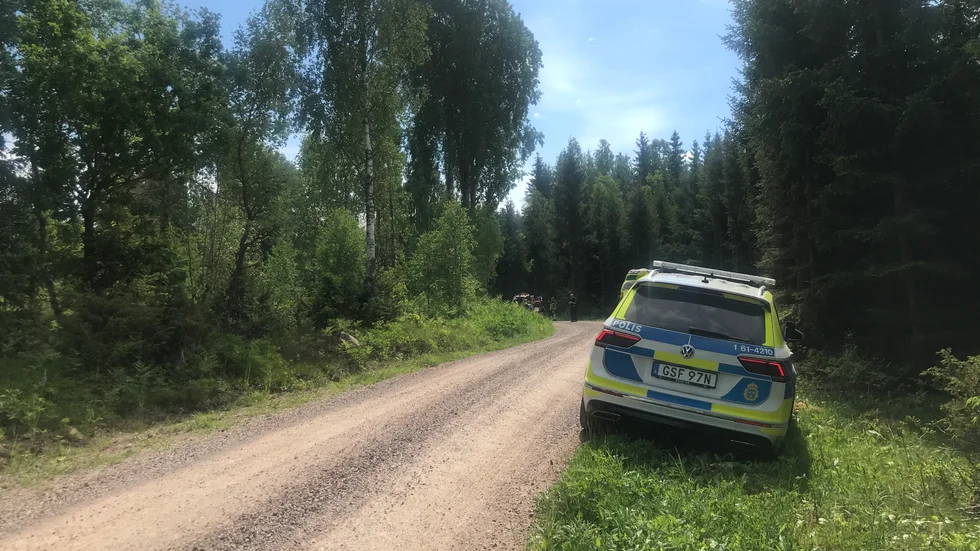 Räddningstjänst, polis och ambulans är på plats.