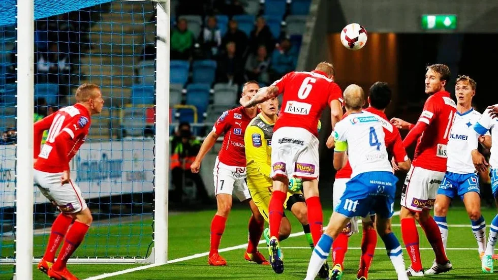 Iväg. Nej, det ville sig inte för IFK den här gången.