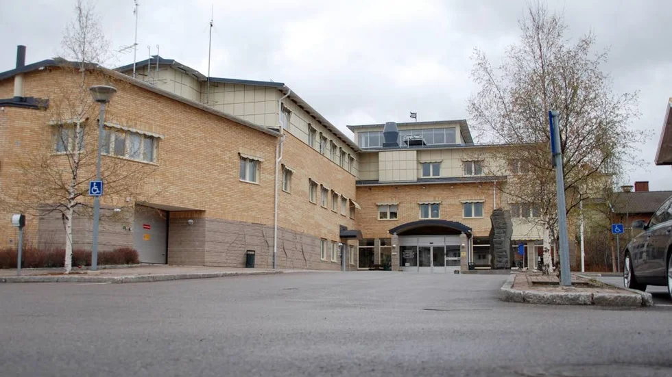 Ewa Rosenqvist tycker att det är dags att förbjuda användande av parfym och starkdoftande preparat i kommunens lokaler.