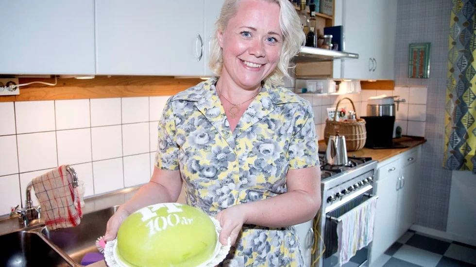 "Jag upplever att jag kommer närmare människor genom att öppna mig och det gör att människor upplever att de har en relation till mig", säger Hannah Bergstedt.