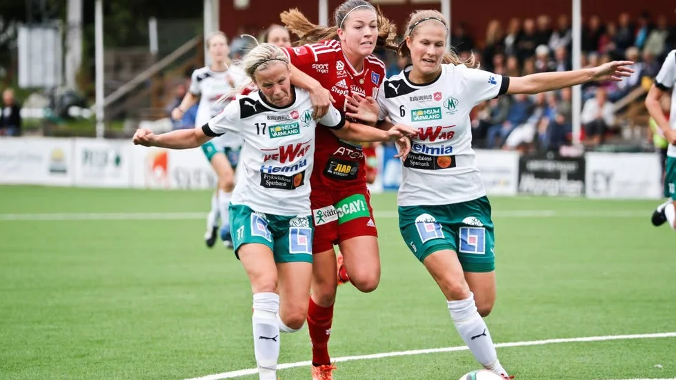 Mallbacken har inte släppt in något mål hemma på Strandvallen på 388 minuter. Kan Pauline Hammarlund spräcka nollan??foto: camilla berglund