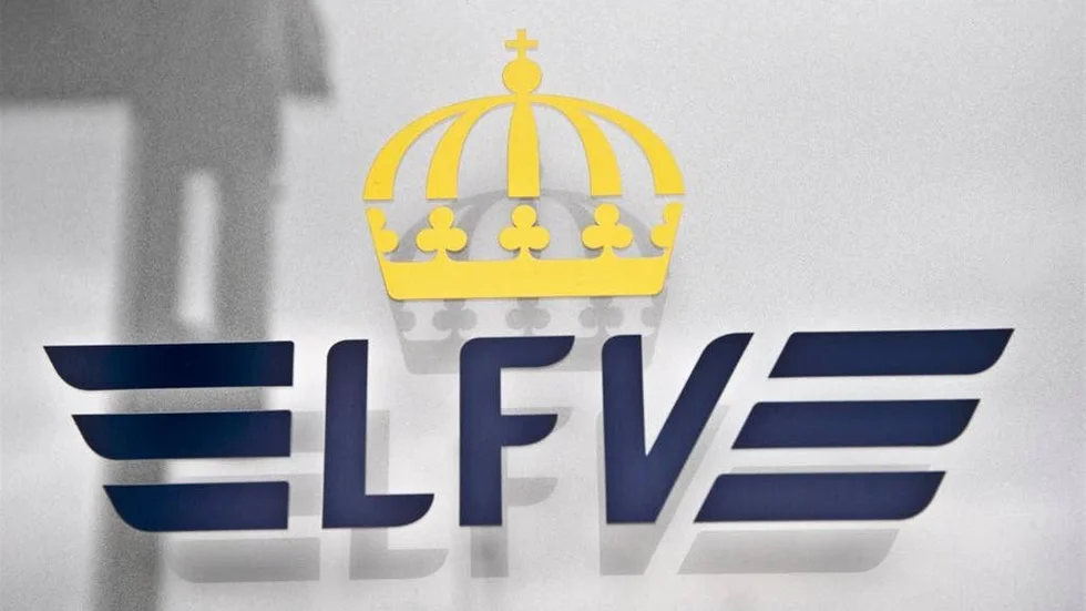 I ett års tid arbetade konsulten, som också är rådgivare åt lobbyföretaget JKL, med "trafikpolitiska frågor" åt Luftfartsverket.