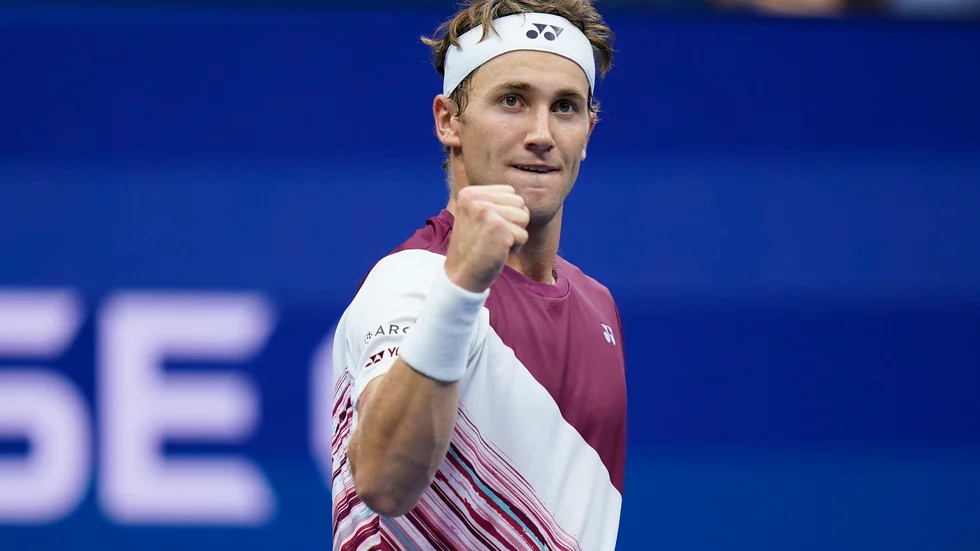 Casper Ruud är klar för semifinal i US Open-tennisen.