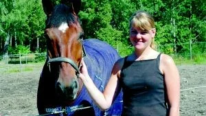 I torsdags arbetade Cecilia Bergman sin första dag som ridlärare hos Ryttarkamraterna på Torstorps gård. Hon kommer ha ungefär 15 lektioner i veckan för både barn och vuxna.
FOTO: CAROLINA HÄGGKVIST