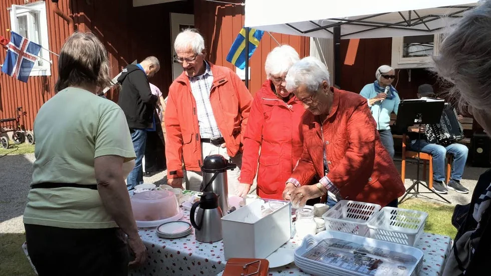 I väntan på att våfflorna skulle bli klara.