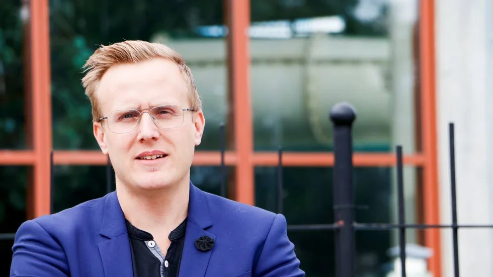"Migrationsverket kom med ett önskemål om att korta tiden" säger  Kristofer Lundström, vd för Pite Havsbad AB.