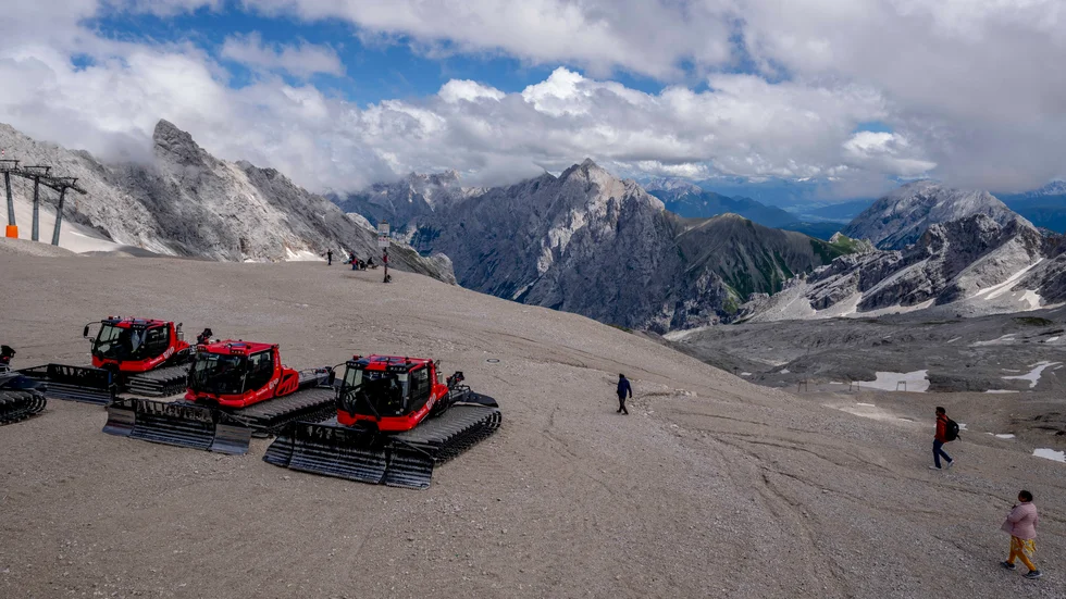 Bild från toppen av berget Zugspitze i Tyskland i juni i år.