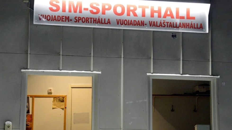 Ska simhallen kunna nyttjas gratis av alla kommuninvånare eller bara kommunanställda. Diskussionen i Arjeplog är igång.