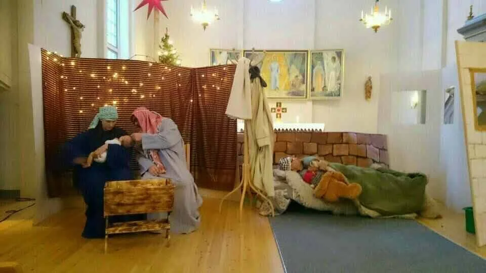 Det levande Jesusbarnet spelades av två månader gamla Joel Bohlin.