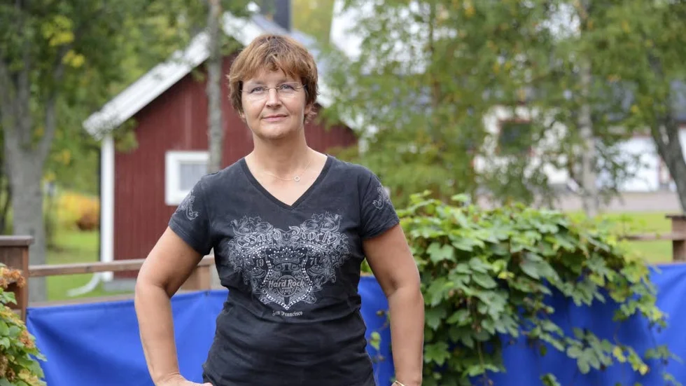 Britta Flinkfeldt (S) är försiktigt positiv till valresultatet. ”Får vi ett extra mandat är det ju bra, men vi måste avvakta till på onsdag för att se vad poströsterna gör.”