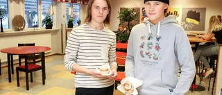 Sötsaker finns i alla skolkaféer