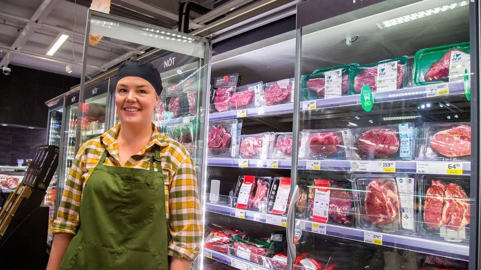 Sofie Söderberg, färskvaruchef på Ica kvantum i Piteå, tycker att det är bra att butiken värnar om de svenska bönderna.