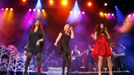 Shirley Clamp, Sanna Nielsen och Sonja Aldén.