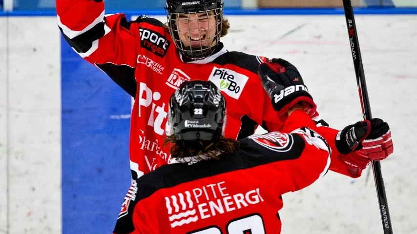 OPERERAS. Jonatan Harju tvingas till operation. Ett bakslag för Jonatan själv och Piteå Hockey.