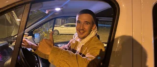 Joel Anderssons besked från parkeringen i natt: "Jag kör på måndag"