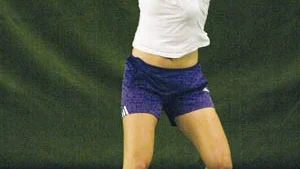 NTK:s tennistalang Sousan Massi åker i helgen till Bahamas för att delta i VM där. Men nervös, nej det är hon inte. Säger hon i alla fall.
FOTO: NICLAS SANDBERG