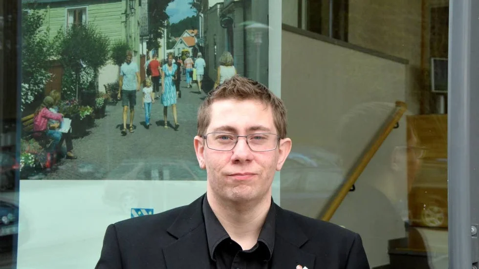 Om elevkostnader. Mattias Ravander(S) ser låga kostnader som en blandning av effektivitet och utrymme för satsningar.