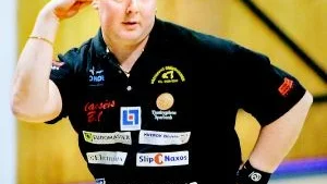 Foto: MAGNUS GLANS Strajken är klar, Ivan Ljungholm ger tecken.