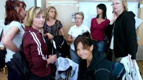 Varje dag samlas de strejkande till aktiviteter i Matteusgården. Nu handlar det mycket om att sprida information om strejken till allmänheten.
