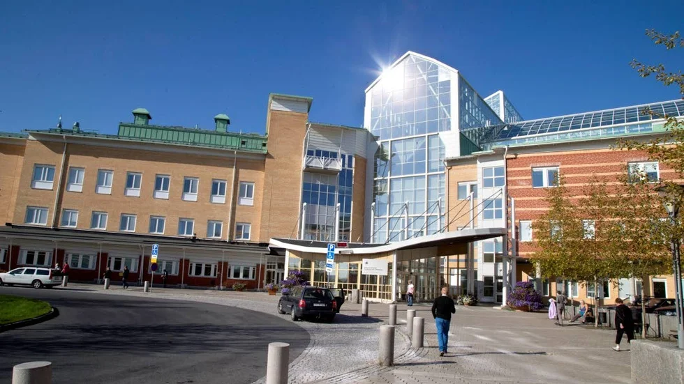 Branddramat utspelade sig innanför entrén till Sunderby sjukhus. (Arkivbild)