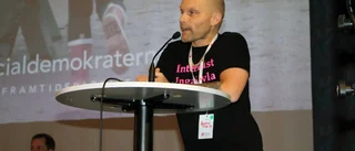 André Bengtsson hoppar av