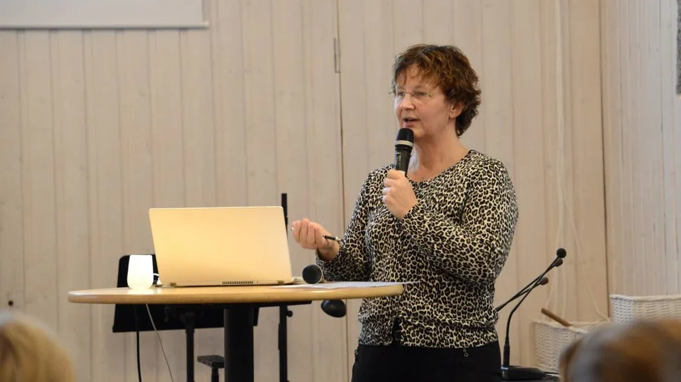 Självskryt. Britta Flinkfeldt (S) efterlyste mer själskryt och mindre negativt prat om Arjeplog på sociala medier. ”Hur vi pratar om oss själva är otroligt viktigt.”