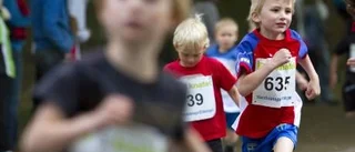 Här gör Emma, 6,     sin första segerintervju