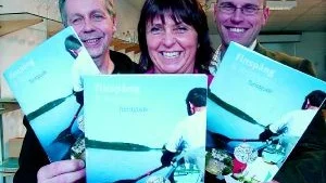 Christer Öjring, Kerstin Nordetun och Richard Widén presenterar årets turistbroschyr.
Foto: Titti Olovsson (0122-131 75)
titti.olovsson@folkbladet.se