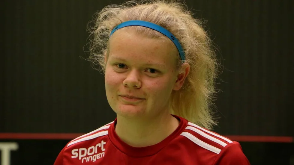MÅLSKYTT. Othilia Forsberg gjorde ett av Öjebyns nio mål mot Luleå.