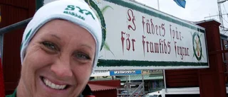 När Carina skidar cyklar andra