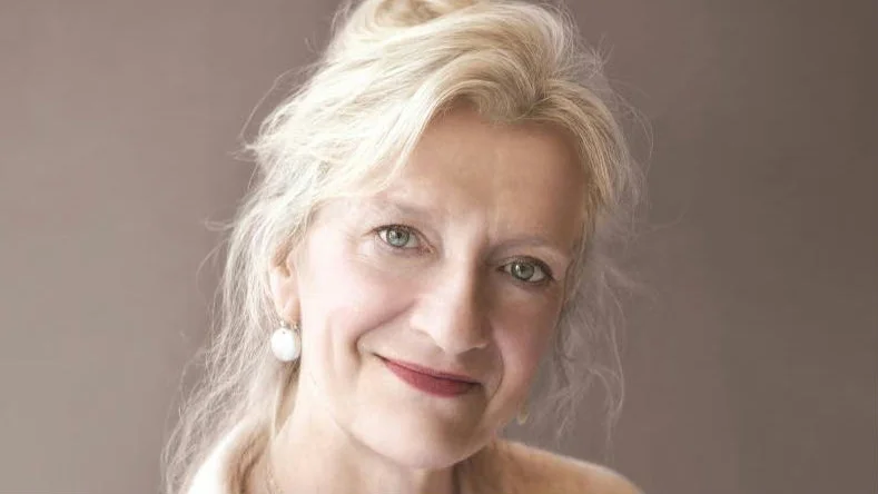 Författaren. Elizabeth Strout.