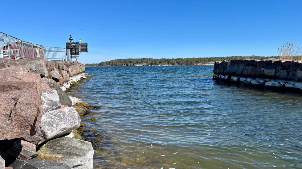 Det är i förlängningen av den här piren som angöringsbryggan ska byggas.