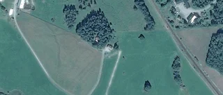 Nya ägare till 90-talshus i Mellösa - 2 395 000 kronor blev priset