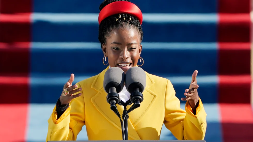 Poeten Amanda Gorman läste en uppmärksammad dikt vid Joe Bidens installation som president. Arkivbild.