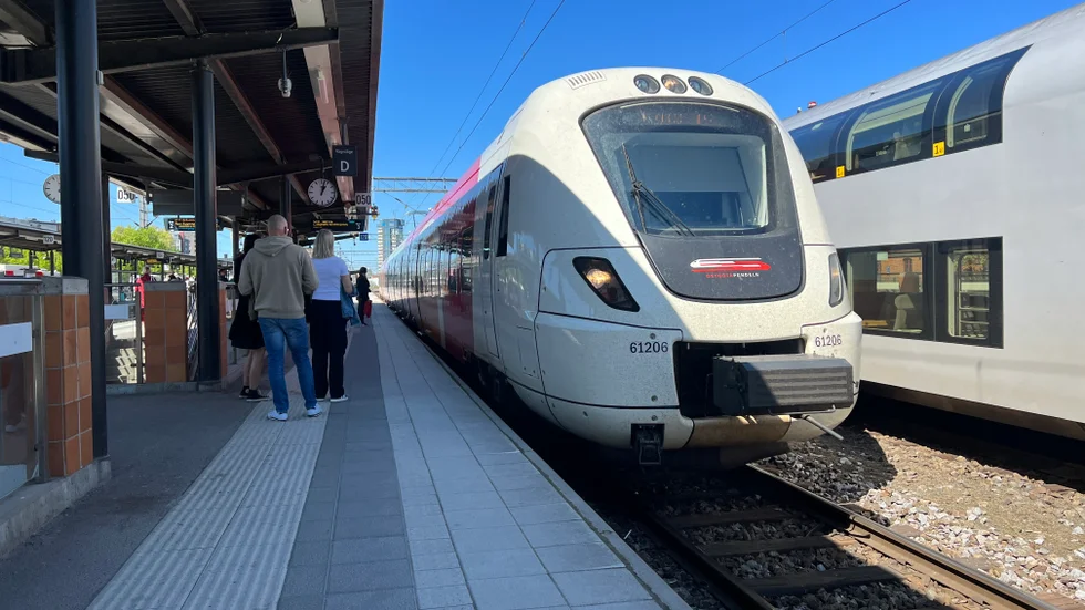 Jag tycker detta är totalt katastrofalt och kan inte förstå hur ni med stolthet sedan påpekar att ni är "punktligast i Östergötland", skriver en resenär.