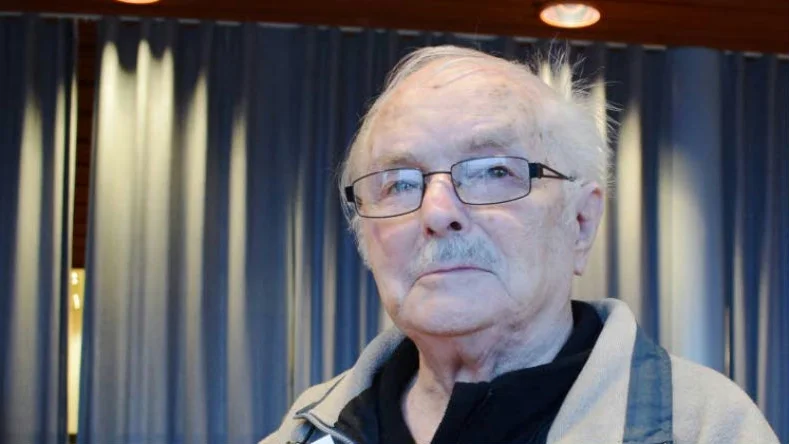 Gunnar Kieri, i dag 90 år, gläds åt nyutgivningen av den allra första bok han skrev för 47 år sedan – den om Första arbetskompaniet Storsien.