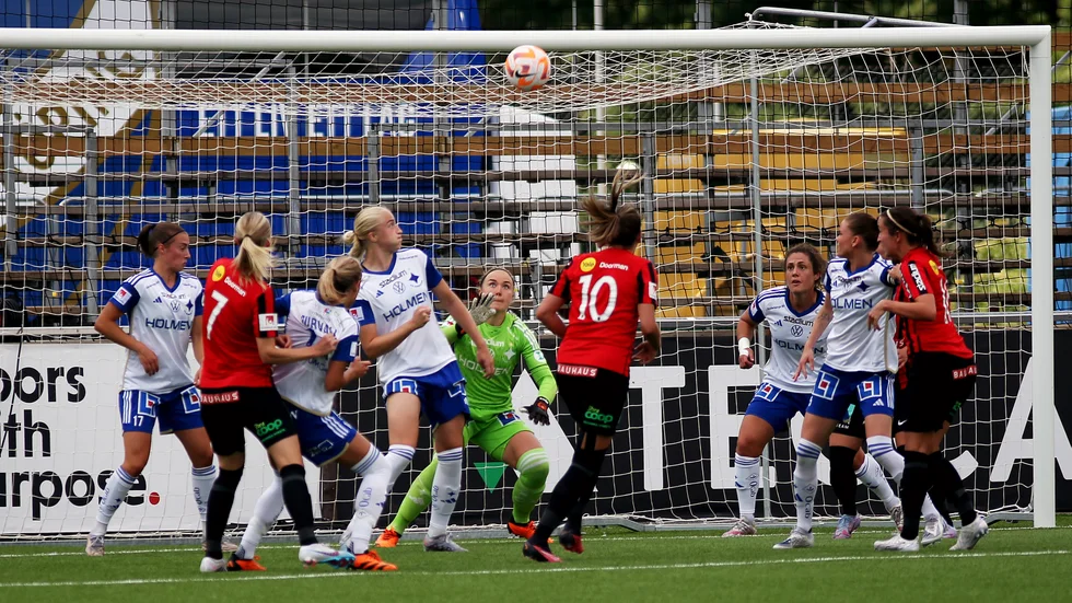 Sofia Hjern höll sin tredje allsvenska nolla i karriären när IFK tog tre poäng mot BP inför uppehållet. 