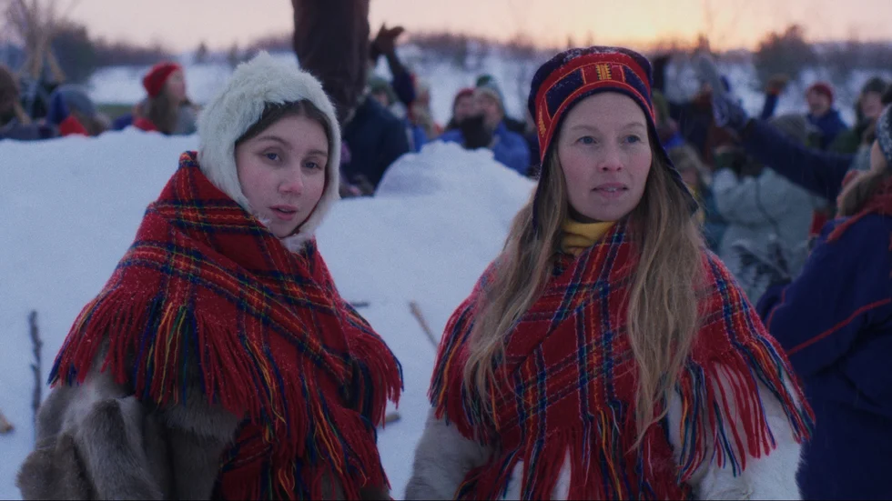 "Ellos eatnu – Låt älven leva" är ett engagerande stycke nordisk klimathistoria. Ole Giævers film om Alta-konflikten 1978 skildrar civil olydnad och samiskt förtryck.